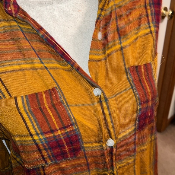 Mossimo Supply Co Plaid Button Up - Picture 4 of 10